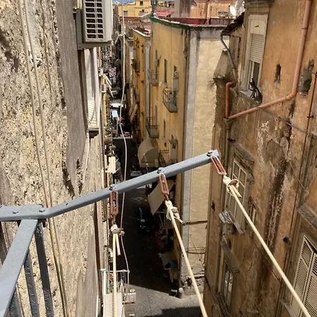 A Casa Di Nonna Ida, Nel Cuore Pulsante Di Apartment Naples
